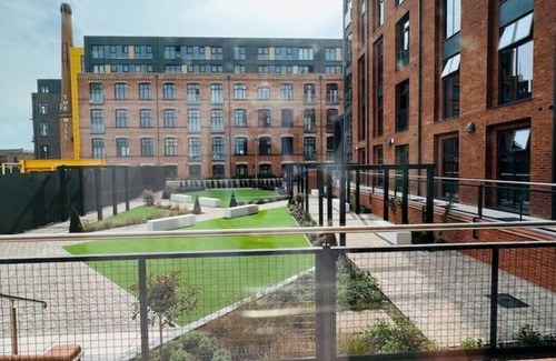 Loughborough Apartamento | *Brand New*unique 2 bed apartment with pool & gym
