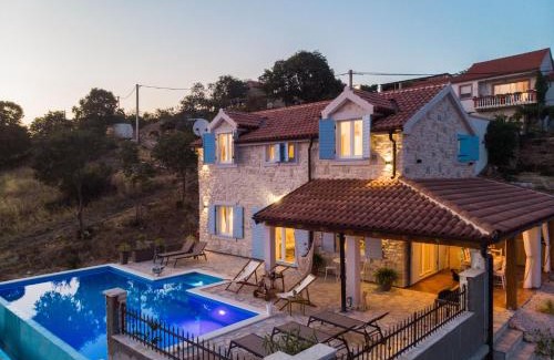 Pakostane Villa | Brand new Villa Cara d oro, Vrana