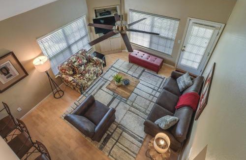 Table Rock Apartamento | Branson Vacation Rental with Pools and Hot Tub!