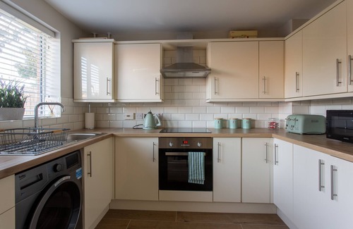 Doncaster Casa | Branton house|3 Bedroom|YWP|Robinhood|family|work