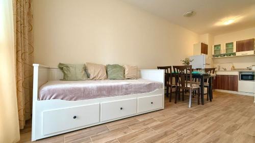 Chaika Apartamento | Bratanov Cascadas Family Resort