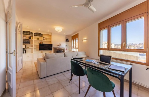 Eixample Apartamento | Bravissimo El Lleó, bright 4-bedroom apartment
