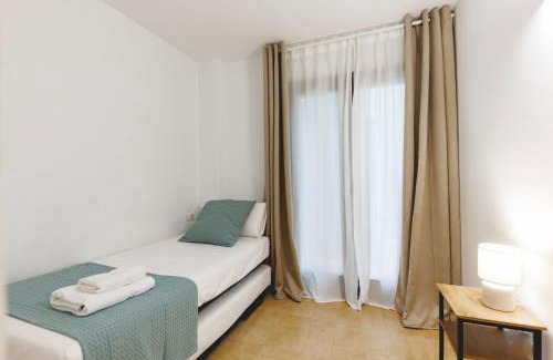 el Mercadal Apartamento | Bravissimo Plaça Catalunya, 2-bedroom apartment with terrace