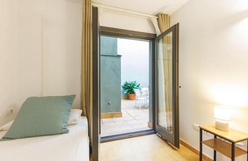 el Mercadal Apartamento | Bravissimo Plaça Catalunya, 2-bedroom apartment with terrace