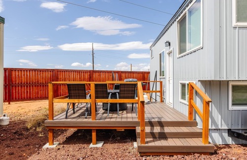 Apple Valley Apartamento | Breakfast at Tiffany's
