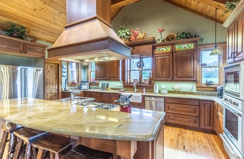 River Ridge Casa | Breath taking views at riverfront home with game room & fireplace, dog-friendly