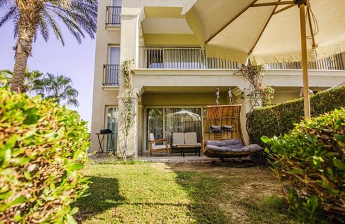 Sahl Hasheeh Apartamento | Breathtaking Red Sea Shore 1 bedroom modern vacation apartment in luxury resort