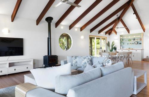 Point Arkwright Casa | Breathtaking Panoramic Ocean Views