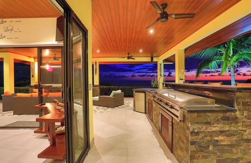 Ojochal Casa | Breathtaking View Luxury 3-bedroom house in Nature Lovers, Ojochal
