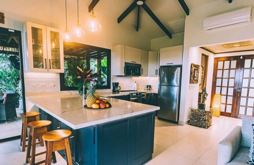 Dominicalito Casa | Breathtaking Views-2 pools-Dominical-100MBinternet