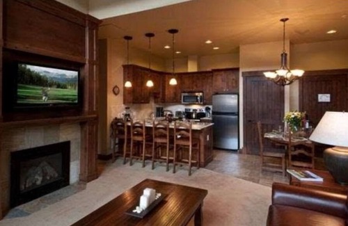Breckenridge Complejo | Breckenridge Grand Lodge Resort on Peak 7 - Spring Skiing/Snowboarding Vacay