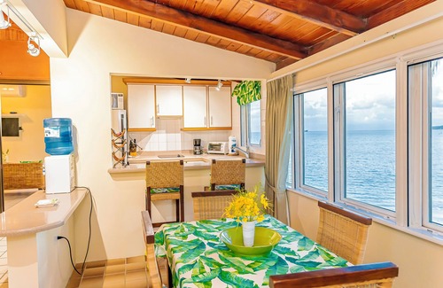 St. John's Apartamento | Breeze by the sea