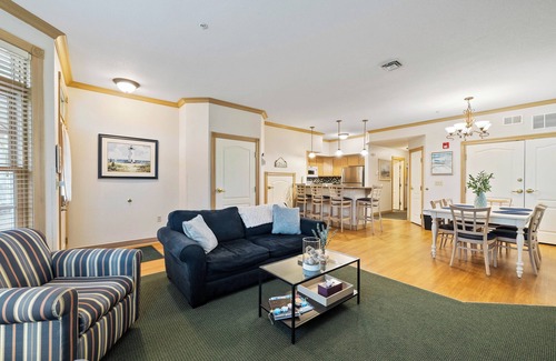 Sheboygan Condominio | Breezy Beach - Villa 75 Steps from Lake Michigan
