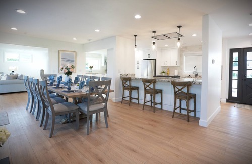 Orange Casa | Breezy Pool/Jac Home: 2 EnSuites & Game Room