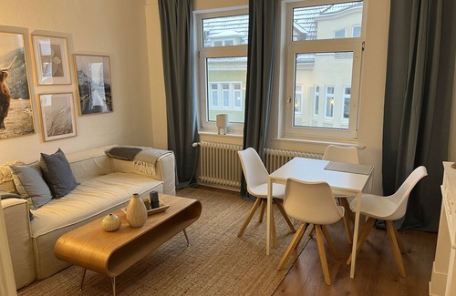 Nord-Mitte Apartamento | Bremerhaven-mitte, Modern und Behaglich, Wenige Minuten zu den "havenwelten"