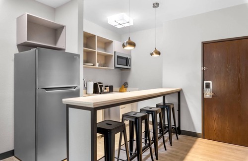 Brentwood Hotel | Brentwood Suites Nashville, an Ascend Collection Hotel