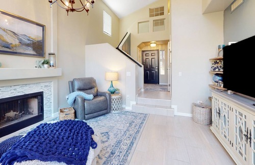 Foothills Casa | Briarwood Terrace | Mtn-view house with private heated pool, grill, fireplace