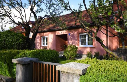 Donje Polje Casa | Brick house