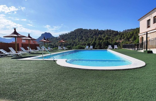 Elche De La Sierra Cabaña | casas rurales puente del segura
