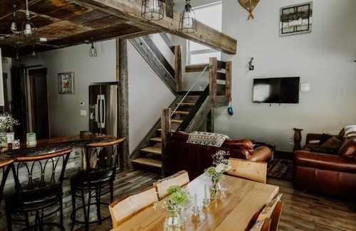 Bozeman Cabina | PUENTE VISTA CABINA W 360 GRADO VISTAS A LA MONTAÑA