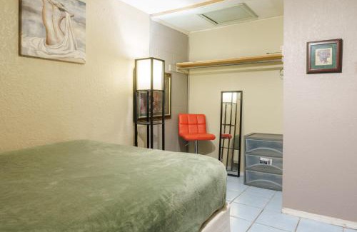 Northeast El Paso Casa | Bridgetown suites