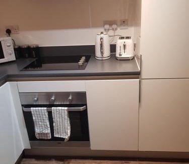 Brierley Hill Apartamento | Brierley Hill - Apartment - Sleeps 2 - Parking