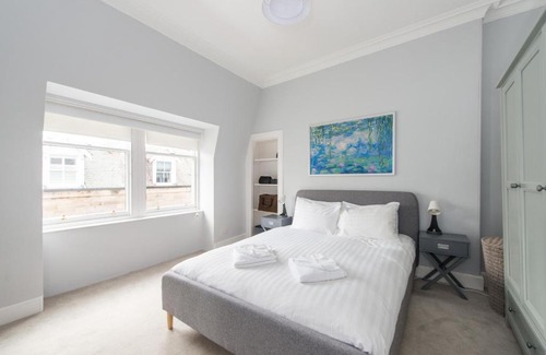 North Berwick Apartamento | Bright 2 bed apartment North Berwick High Street