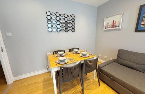 Hanger Hill Apartamento | Bright 2BR Flat in West London with Outdoor Space