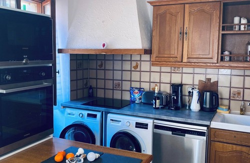 Saint-Martin-Vesubie Apartamento | Bright 3-room apartment on the village square,