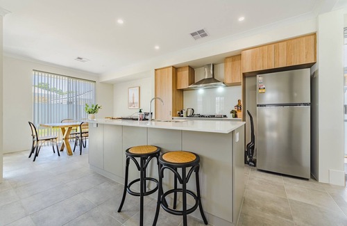 Rockingham Casa | Bright & Airy 3-Bed House Near Rockingham Beach