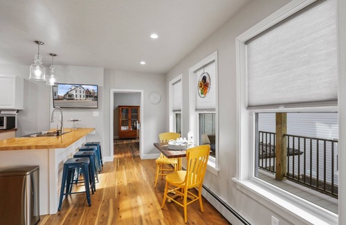 Chambersburg Apartamento | Bright, Airy Apartment in a Central Location