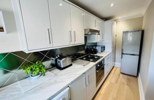 Southsea Apartamento | Bright and Breezy