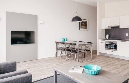 Haarlemmerbuurt Apartamento | Luminoso y moderno apartamento de dos habitaciones con vista al canal