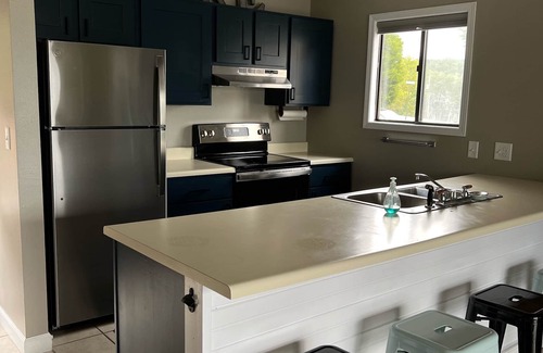 Lake of the Ozarks Condominio | Bright and Modern with a Million Dollar View! Dock Available!