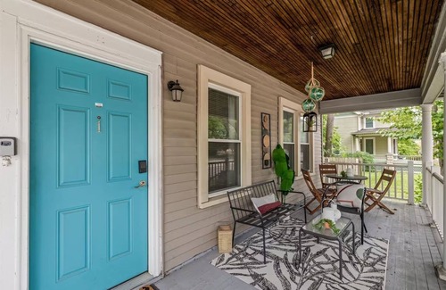 Ypsilanti Apartamento | Bright And Newly Remodeled Apartment Near Emu 1 2 Bedroom Apts
