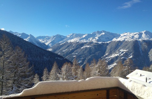 Chandolin Apartamento | Luminoso y cálido ático de 3,5 habitaciones en el corazón de los Alpes del Valais