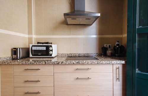 San Bartolome Apartamento | Bright Apartment at Santa Cruz 6 people Parking Optional