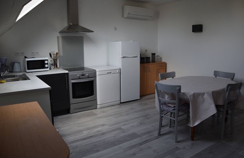 Saint-Evarzec Apartamento | Apartamento luminoso y tranquilo en el campo, a 10 minutos de las playas.