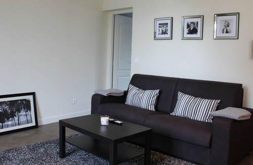 Val de Briey Apartamento | Apartamento Luminoso en el Centro de Briey, Cerca de Comercios y Atracciones