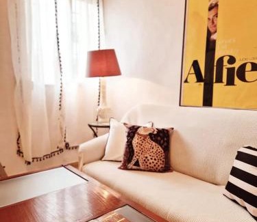 San Bartolome Apartamento | Bright Apartment in Seville with Private Garden