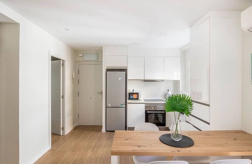 San Jose Obrero Apartamento | Bright Apartment Near Seville’s Historic Center