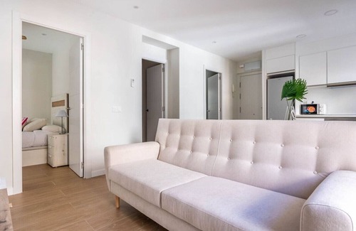 San Jose Obrero Apartamento | Bright Apartment Near Seville’s Historic Center