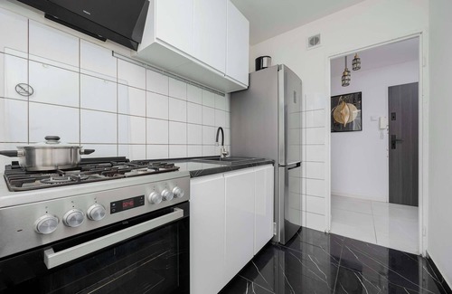 Saska Kepa Apartamento | Bright Apartment Parking