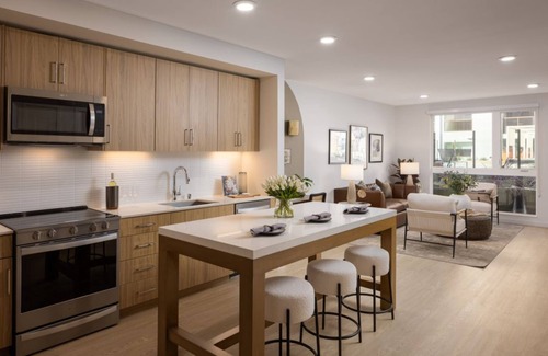 Mountain View Condominio | Bright Avelle 2BR Condo | Family Friendly, Pool & Hot Tub