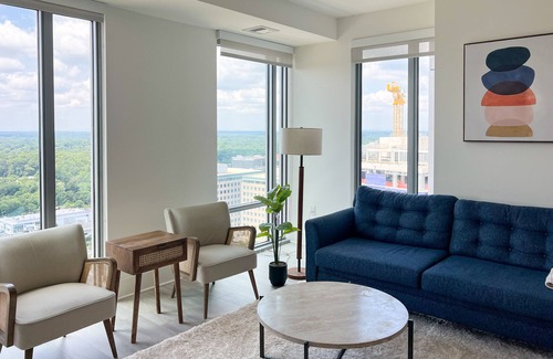 Vienna Apartamento | Bright Bluish Oak 2BR In Tysons w Amenities + Mall/Pool/Gym