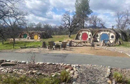 Bella Vista Casa | Bright, Cheery Hobbit Hole and Second Breakfast