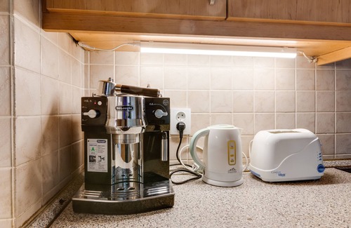 Dejvice Apartamento | Bright Comfortable Green Nest Quiet Neighbourhood