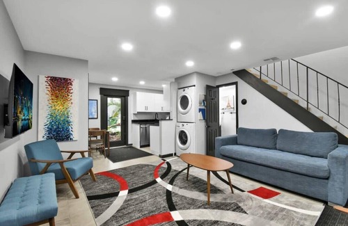 Wilton Manors Villa | Bright Designer Villa near Fort Lauderdale / Beach