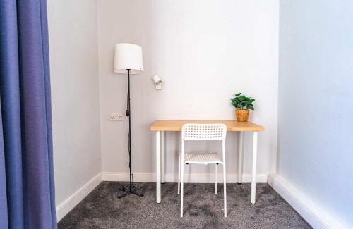Grand Canal Dock Casa | Bright Ensuite on Lower Baggot