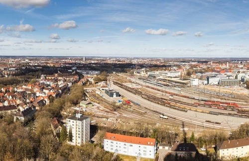 Antonsviertel Apartamento | ☆BRIGHT: Fantastic Views ☆ Augsburg Center | Luxury | Congress | Balcony